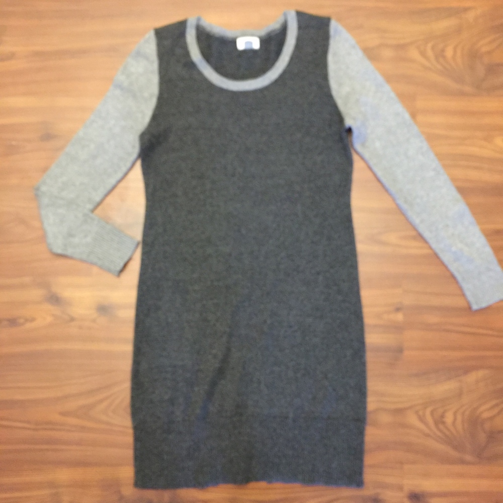 💚 OLD Navy Gray Block Color Sweater Shirt Dress